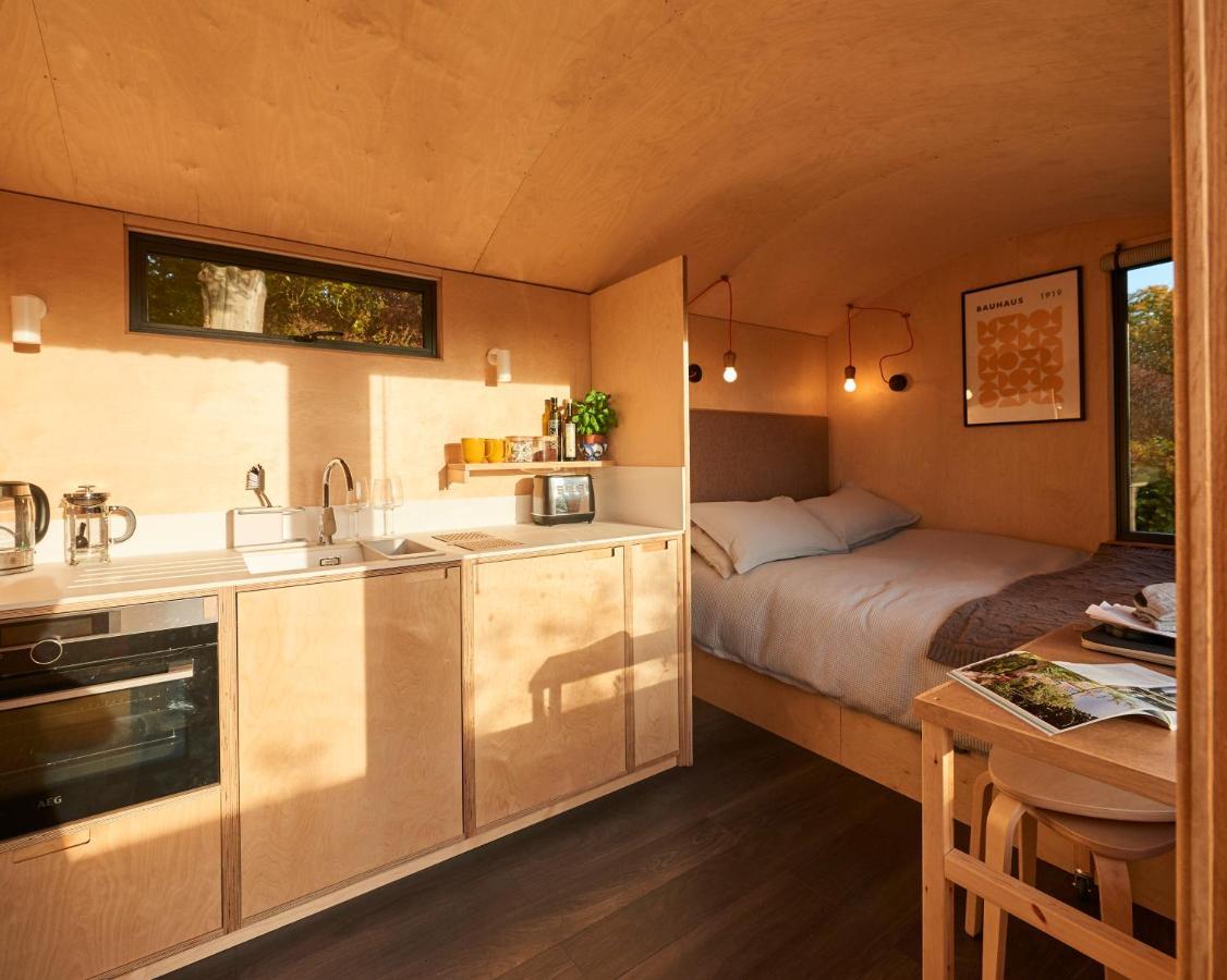 Hut64 Villa Alderbury Dış mekan fotoğraf
