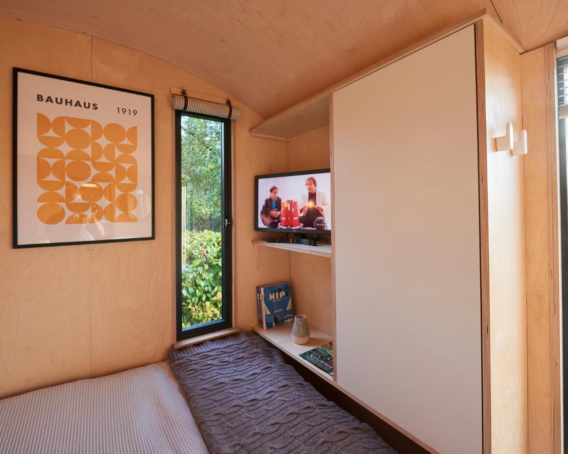 Hut64 Villa Alderbury Dış mekan fotoğraf